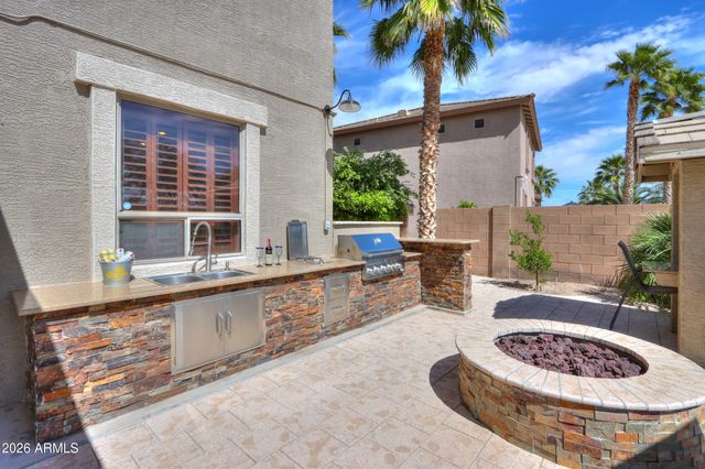 22571 N VAN LOO Drive, Maricopa, AZ 85138