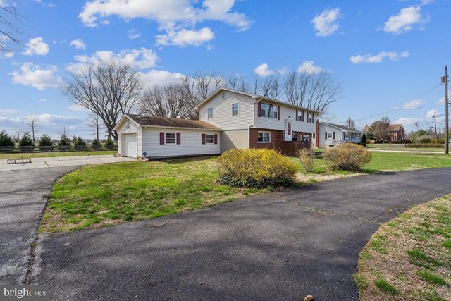 68 S TILBURY RD, Salem, NJ 08079