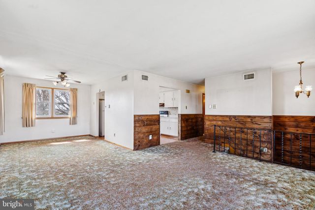 68 S TILBURY RD, Salem, NJ 08079