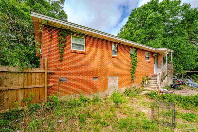 1408 Clio Dr, Pensacola, FL 32505