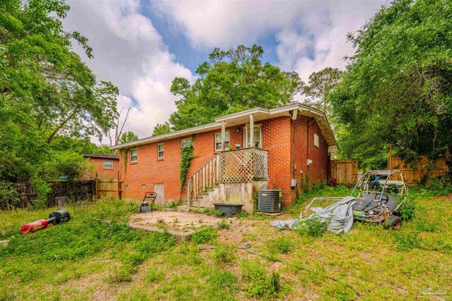 1408 Clio Dr, Pensacola, FL 32505