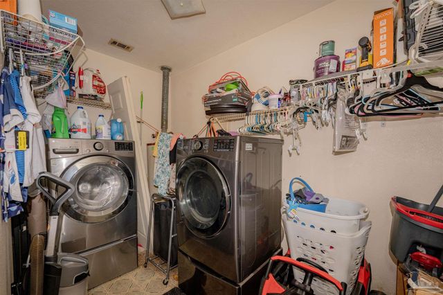 1408 Clio Dr, Pensacola, FL 32505