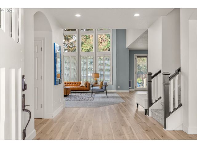 10509 Sw NAEVE St, Portland, OR 97224