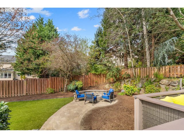 10509 Sw NAEVE St, Portland, OR 97224