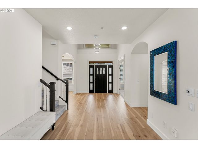 10509 Sw NAEVE St, Portland, OR 97224