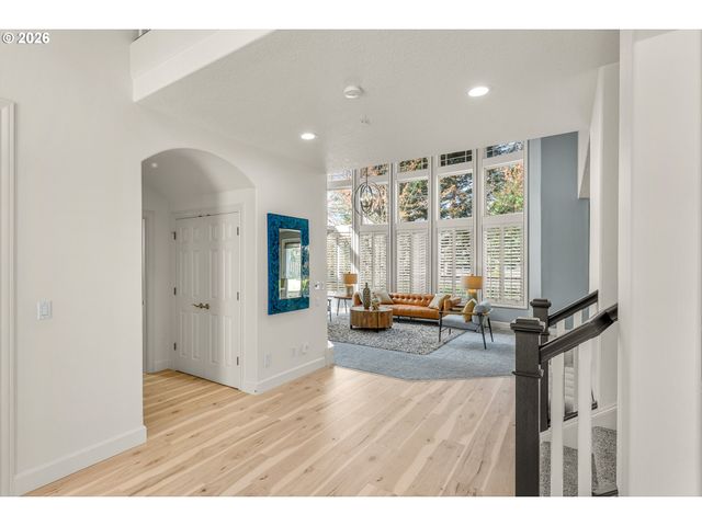 10509 Sw NAEVE St, Portland, OR 97224