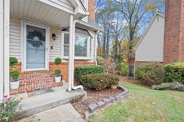 1030 Sasha Lane, Roswell, GA 30075