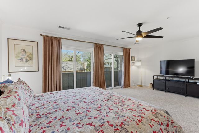 4735 Mint Dr, Memphis, TN 38117