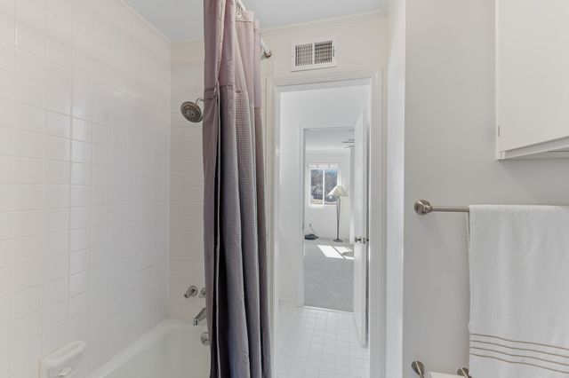 4735 Mint Dr, Memphis, TN 38117