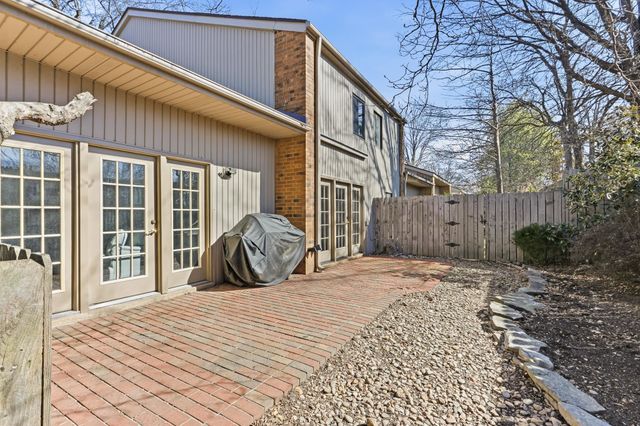 4735 Mint Dr, Memphis, TN 38117