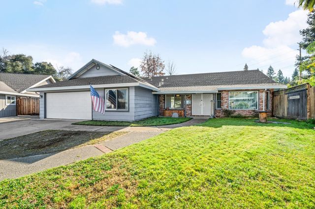 1104 Reef Ct, Roseville, CA 95661