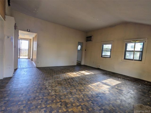 33 E Tusten Place, Smallwood, NY 12778