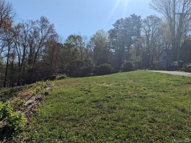 33 E Tusten Place, Smallwood, NY 12778