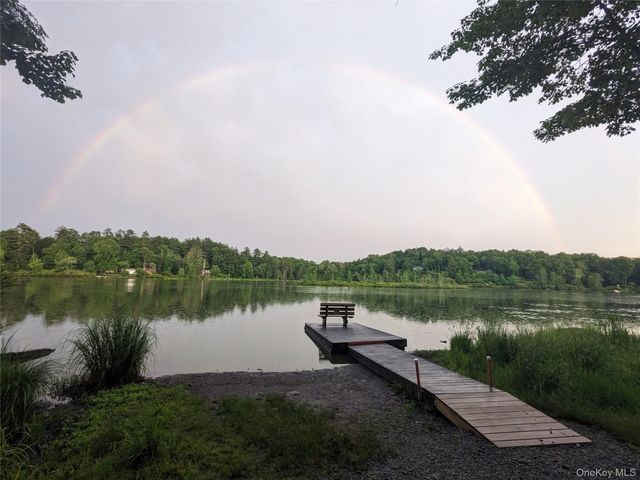 33 E Tusten Place, Smallwood, NY 12778