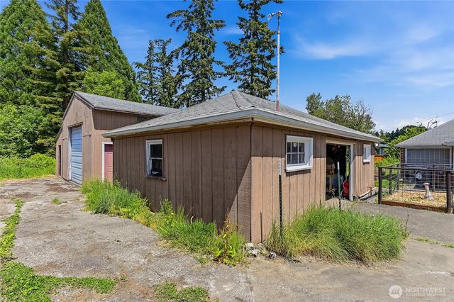1805 80th Street E, Tacoma, WA 98404