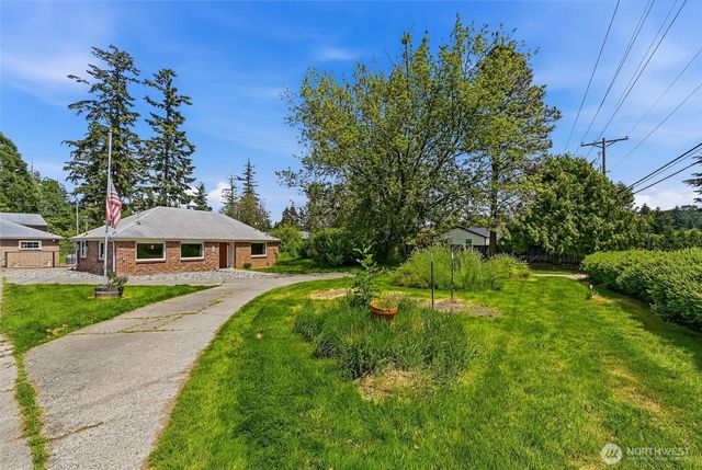 1805 80th Street E, Tacoma, WA 98404