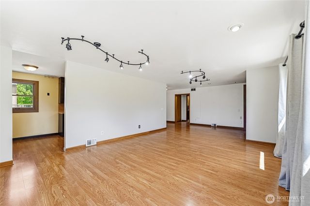 1805 80th Street E, Tacoma, WA 98404