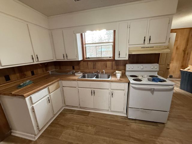 80 Reynolds Street, Denmark, SC 29042