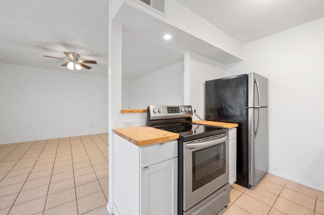 7450 Ruby Place E, Fort Worth, TX 76116
