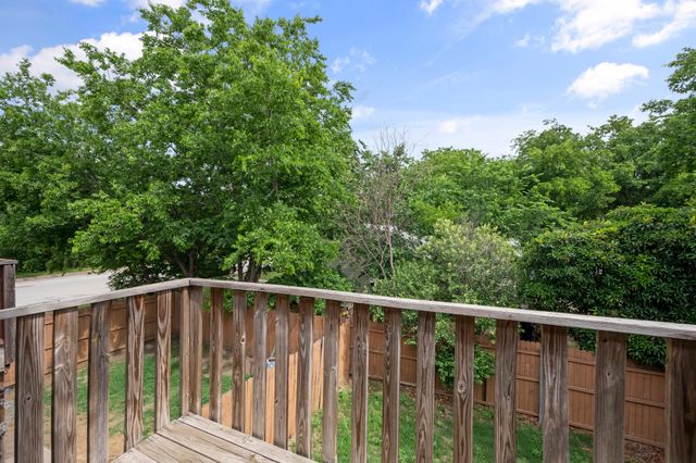 7450 Ruby Place E, Fort Worth, TX 76116