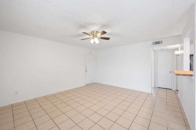 7450 Ruby Place E, Fort Worth, TX 76116