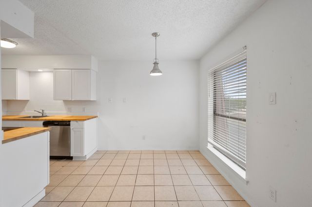 7450 Ruby Place E, Fort Worth, TX 76116