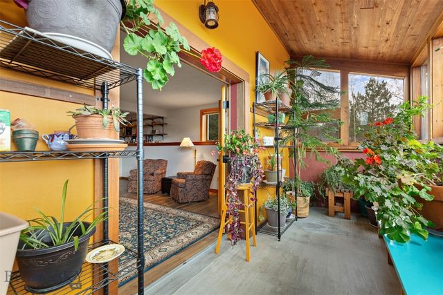 51 Schutz Lane, Bozeman, MT 59718