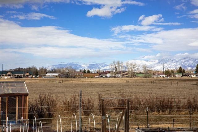 51 Schutz Lane, Bozeman, MT 59718