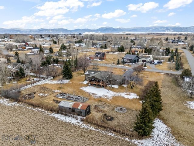 51 Schutz Lane, Bozeman, MT 59718