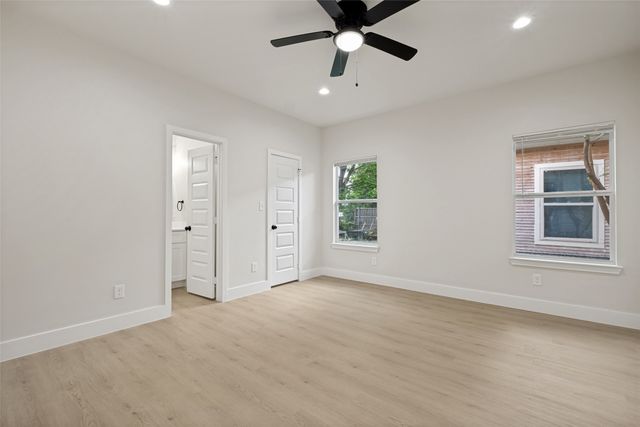 2834 Tanner Street, Dallas, TX 75215
