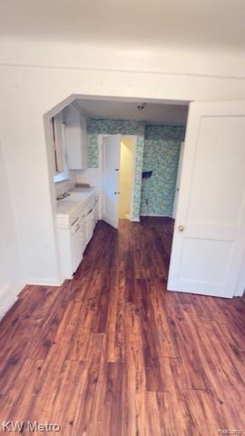 19219 Dean Street, Detroit, MI 48234