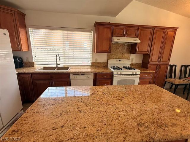 6357 Sparrow Lane, Las Vegas, NV 89103
