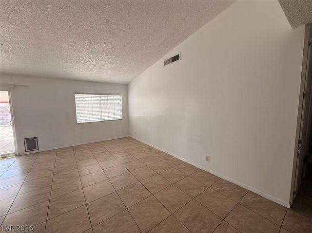 6357 Sparrow Lane, Las Vegas, NV 89103