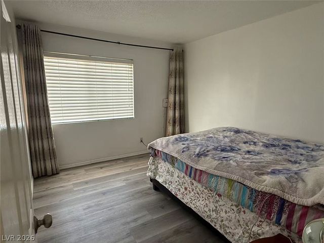 6357 Sparrow Lane, Las Vegas, NV 89103