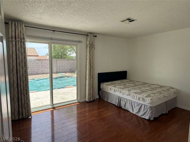 6357 Sparrow Lane, Las Vegas, NV 89103