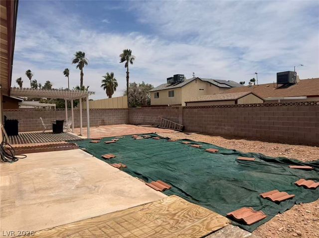 6357 Sparrow Lane, Las Vegas, NV 89103