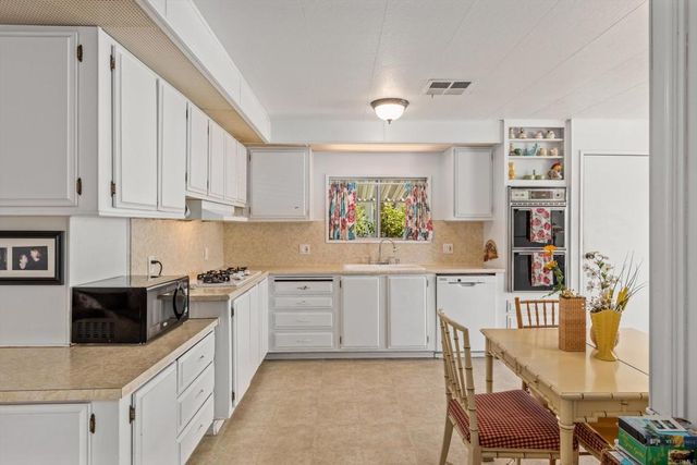 650 S Rancho Santa Fe Road 256, San Marcos, CA 92078