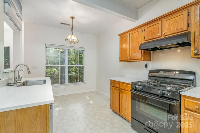 7132 Brighton Brook Drive, Charlotte, NC 28212