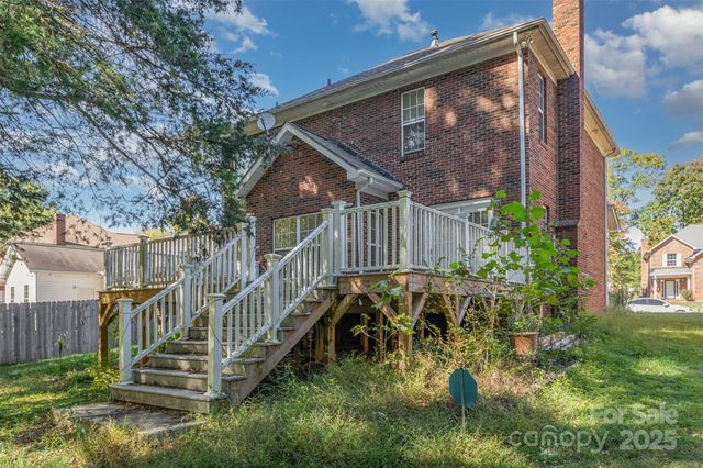 7132 Brighton Brook Drive, Charlotte, NC 28212