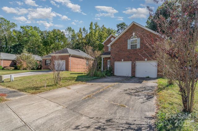 7132 Brighton Brook Drive, Charlotte, NC 28212