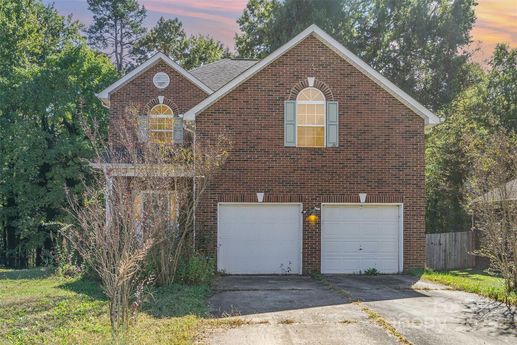7132 Brighton Brook Drive, Charlotte, NC 28212