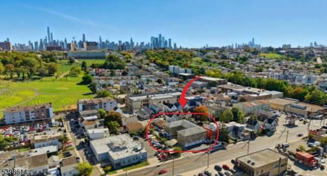 1717 53Rd St 13, North Bergen Twp., NJ 07047