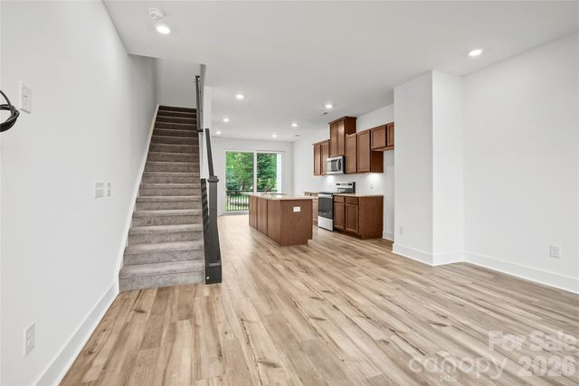 1013 Revival Row, Charlotte, NC 28208