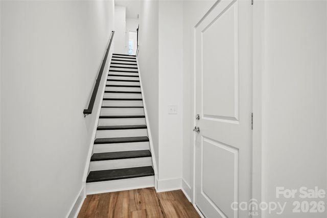 1013 Revival Row, Charlotte, NC 28208