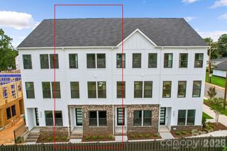 1013 Revival Row, Charlotte, NC 28208