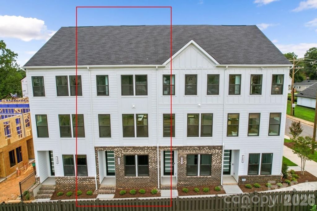1013 Revival Row, Charlotte, NC 28208
