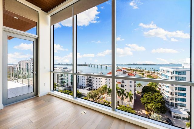 111 GOLDEN GATE POINT 801PH, Sarasota, FL 34236