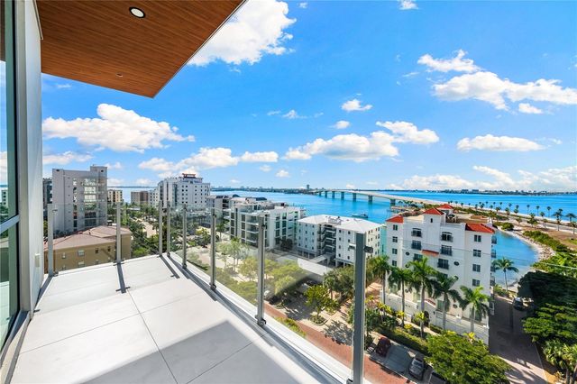 111 GOLDEN GATE POINT 801PH, Sarasota, FL 34236