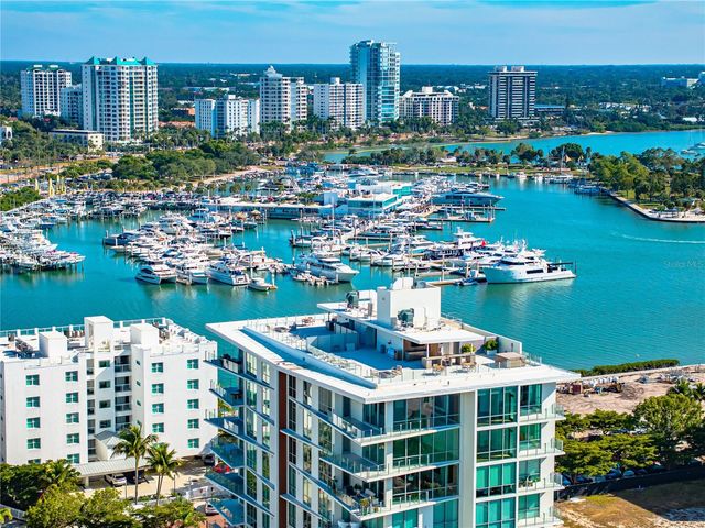 111 GOLDEN GATE POINT 801PH, Sarasota, FL 34236