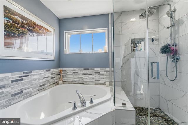 9050 MARBLE FALLS CT, Bristow, VA 20136
